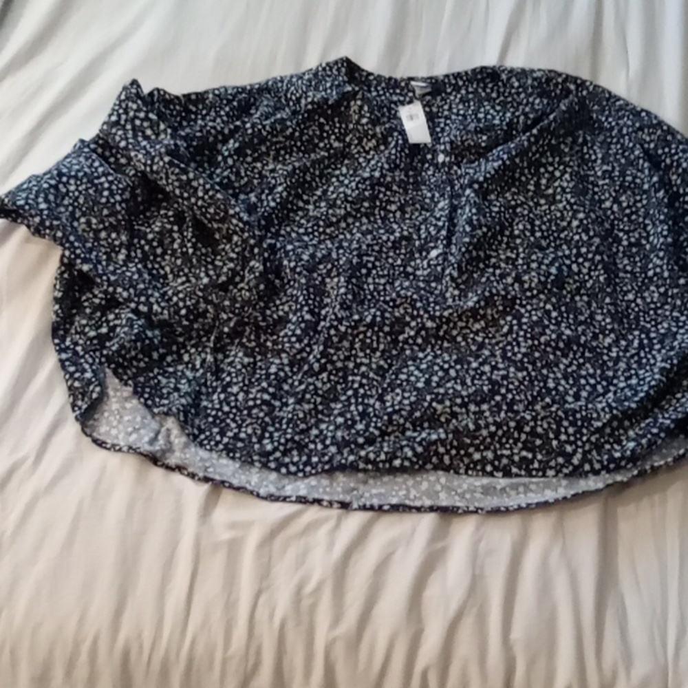 NWT! OLD NAVY PULLOVER BLOUSE!! SIZE XXL!